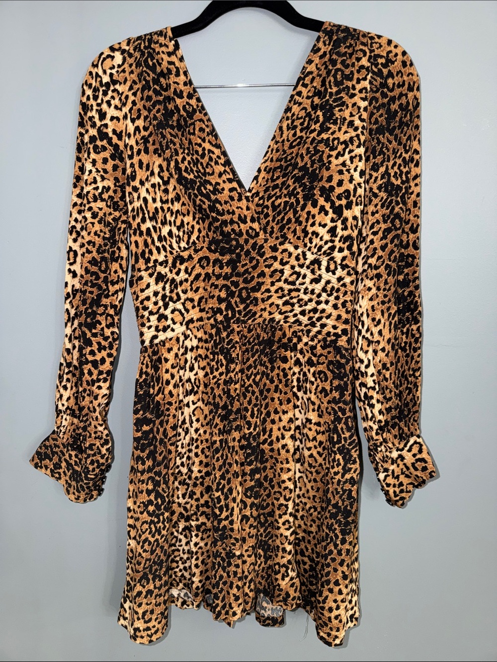Trashy Diva Bianca Leopard Dress, retro, vintage vibes, Hollywood 1940's glam - Picture 5 of 15